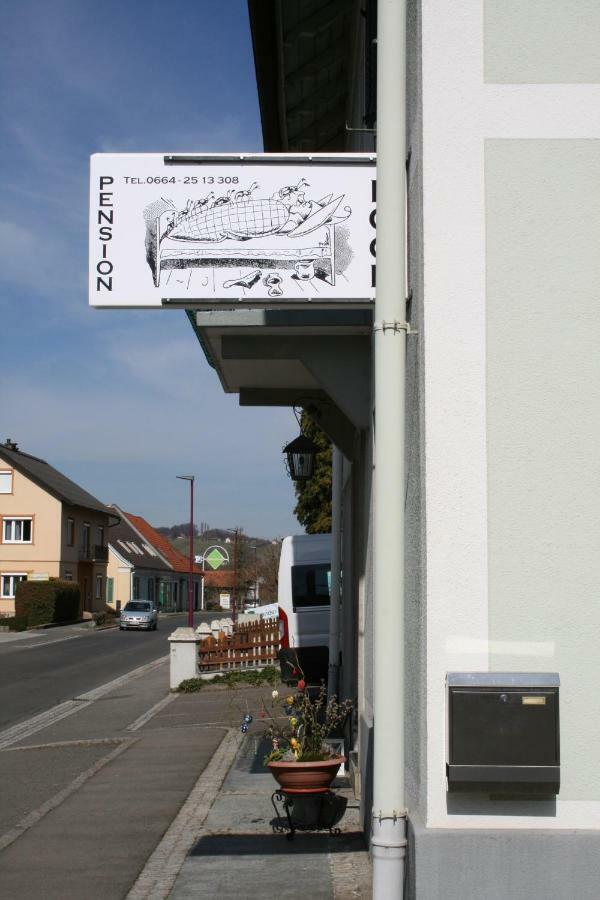 Pension Pock Tieschen Exterior foto